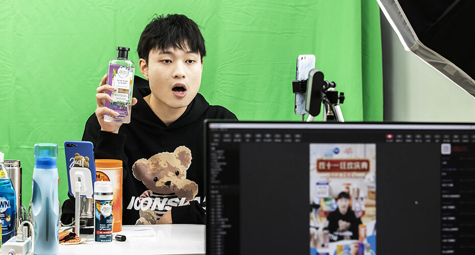 Shopping in livestreaming e in videochiamata- il retail ha bisogno del video